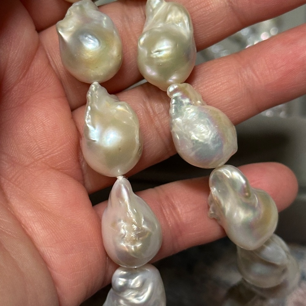 12-23mm White Baroque Freshwater Pearl Necklace - Picture 6 of 14